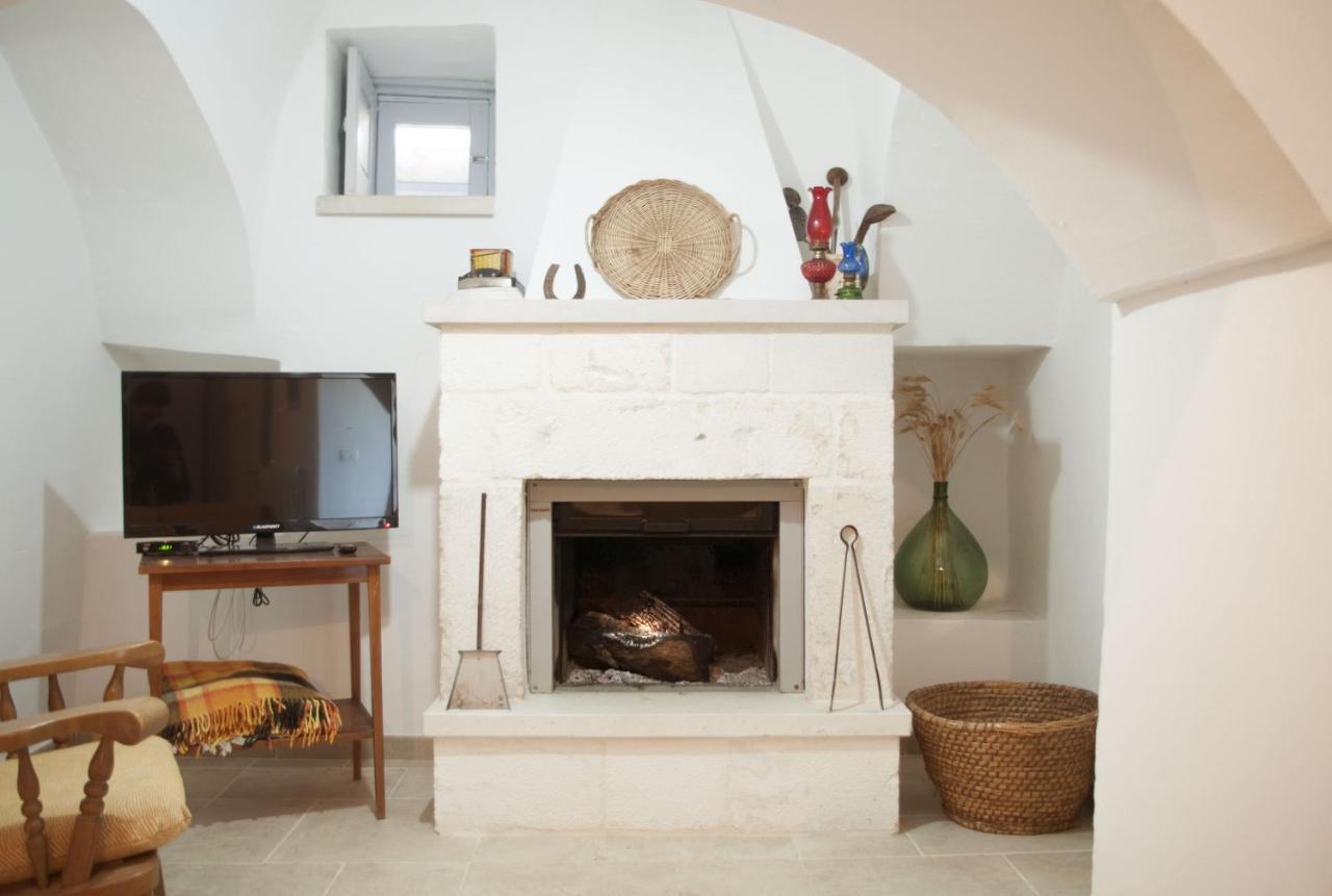 Il Trullo Bianco A Masseria Santalachicca Masseria Orimini Exterior foto